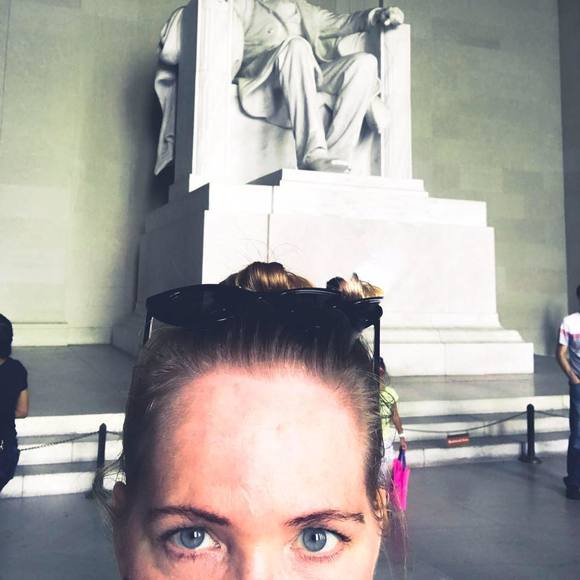 Meet your Posher, Lisa - Picture 1 of 1